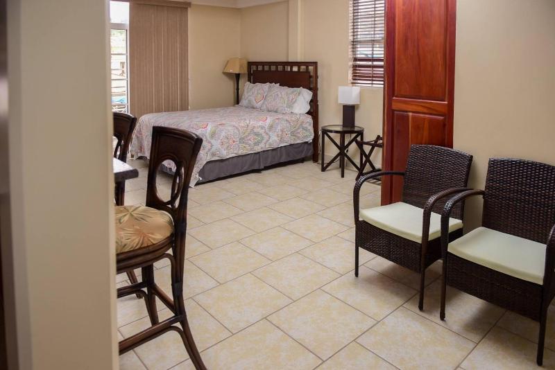 Timbos Suites - image 8