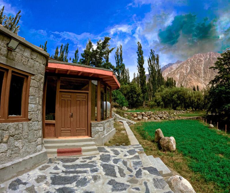 Belle Epoque Mountain Resort Hunza Gilgit Baltistan - image 3