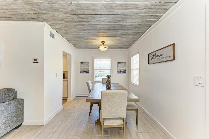 The Ringling Beach House - image 14