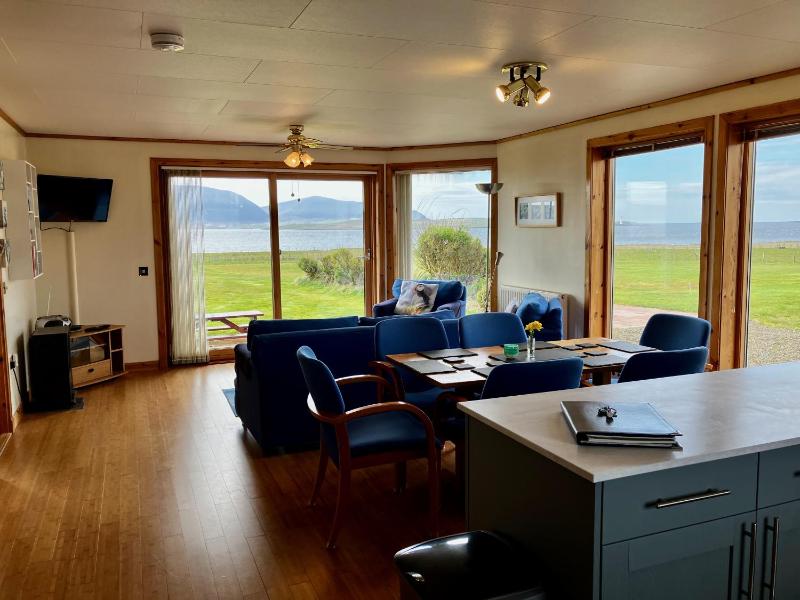 Two-Bedroom Chalet image 3