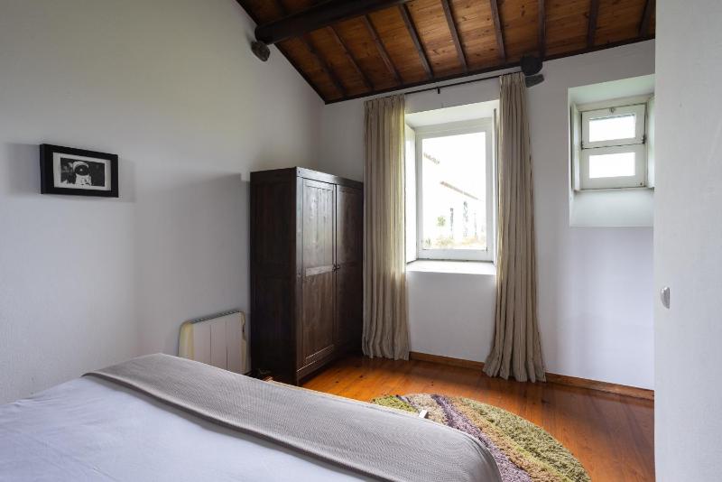 Apartment with Garden View image 4