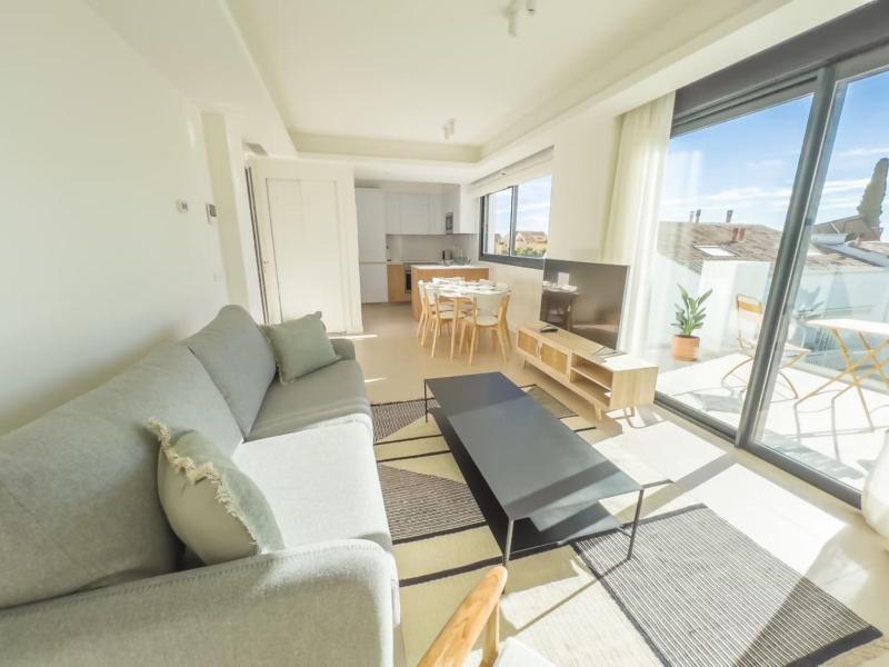 Pent-House on the Golden Mile - image 45