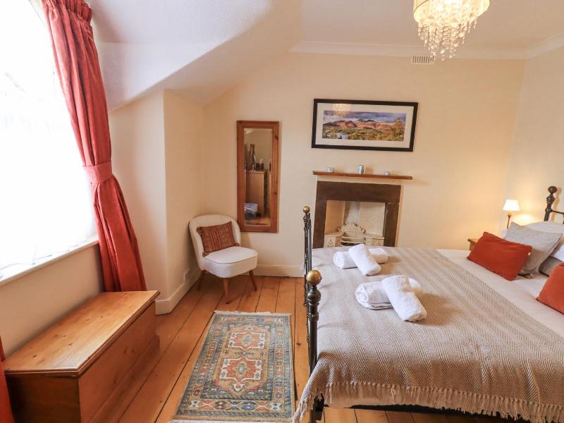 Primrose Cottage - image 32