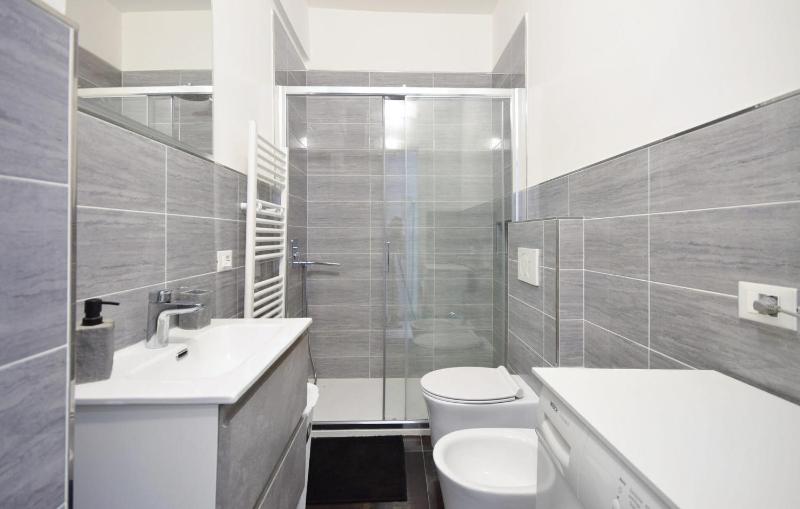 1 Bedroom Beautiful Apartment In Rapallo - image 10