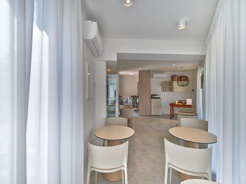 Villa San Zeno Rooms - image 12