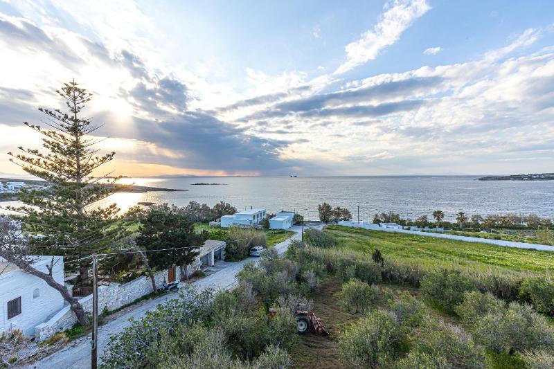 Paros Five Senses - image 4