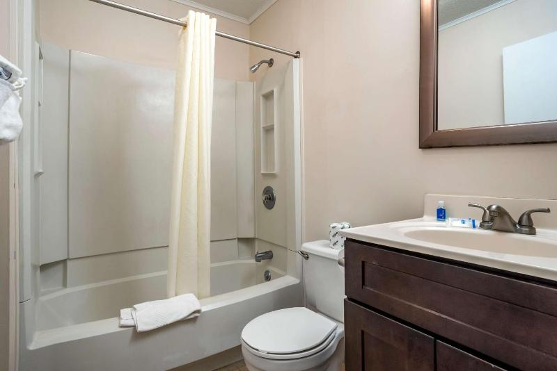 King Suite image 2