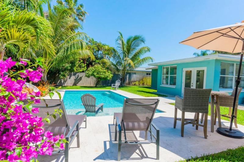 Hevenly Pool House - image 21