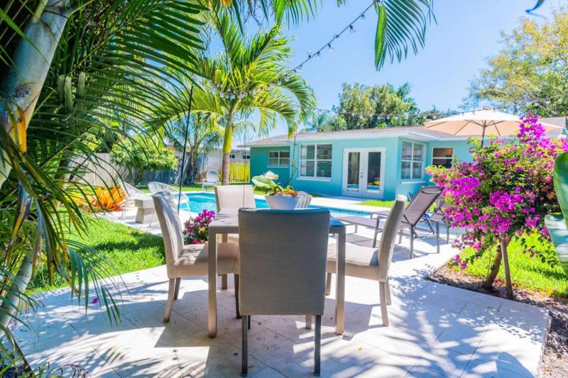 Hevenly Pool House - image 6