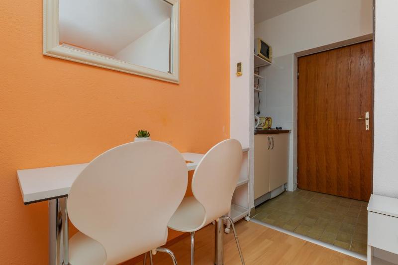 Apartments and rooms with parking space Podgora Makarska - 23916 - image 32
