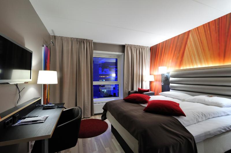 Double Room image 2