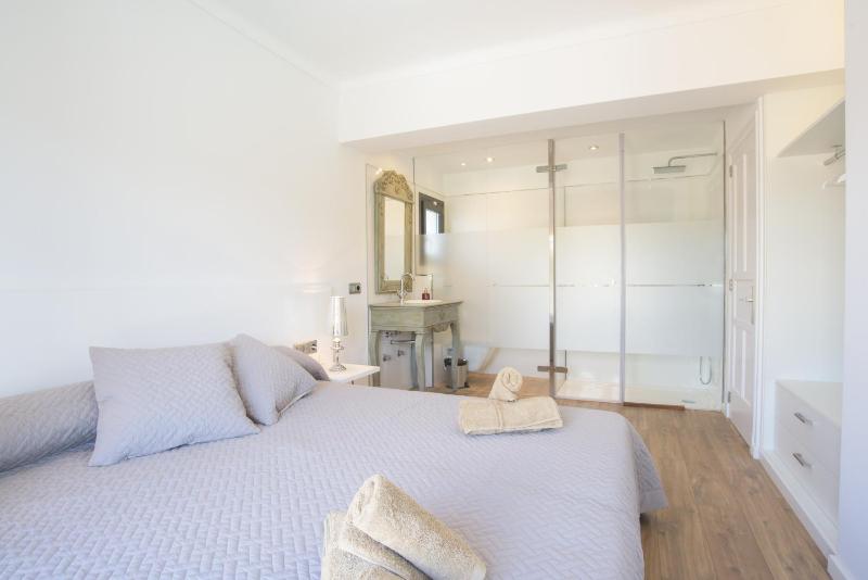 Three-Bedroom Villa image 3