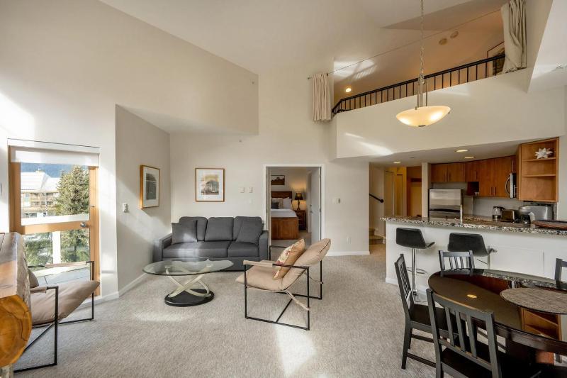 2BR plus Loft and Sofabed in Tyndall Stone Lodge Epic Village Location Mountain Views Pool and Hot Tub - image 28