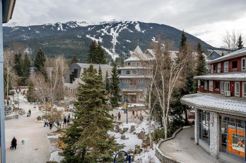 2BR plus Loft and Sofabed in Tyndall Stone Lodge Epic Village Location Mountain Views Pool and Hot Tub - image 39