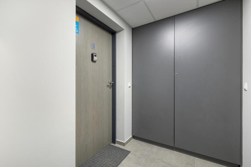 Jasny Apartament Sun Seasons 24 z Umeblowanym Balkonem i Parkingiem by Noclegi Renters - image 13