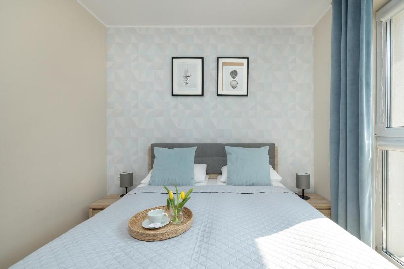 Jasny Apartament Sun Seasons 24 z Umeblowanym Balkonem i Parkingiem by Noclegi Renters - image 33