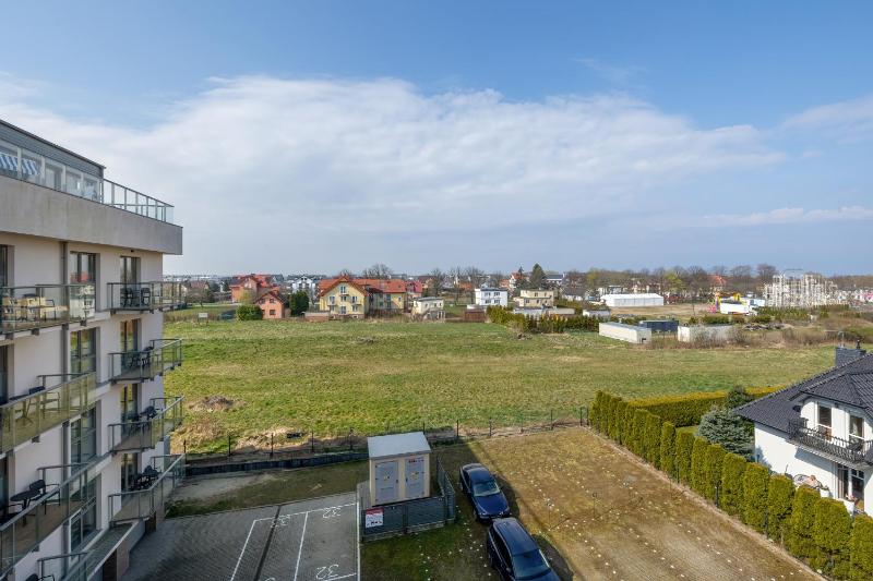 Jasny Apartament Sun Seasons 24 z Umeblowanym Balkonem i Parkingiem by Noclegi Renters - image 15