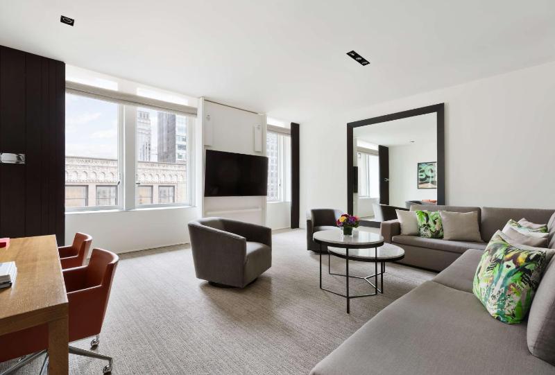Two-Bedroom Suite image 4