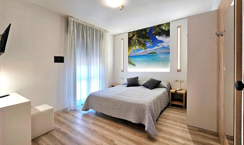 Double or Twin Room with Balcony image 1