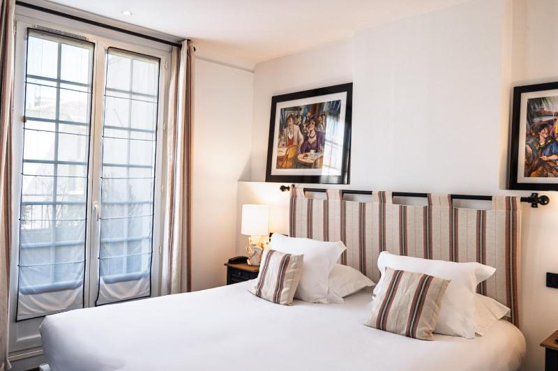 Double or Twin Room with Terrace image 1