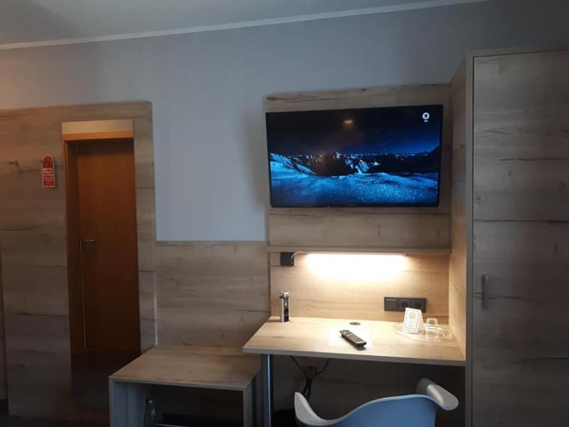 Single Room image 3
