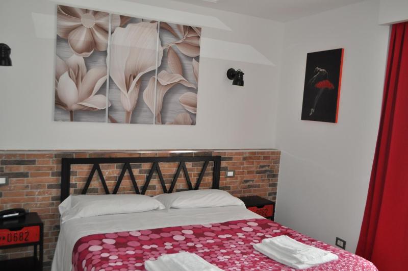 Superior Double Room image 2