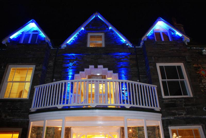 Superior Bedroom image 4