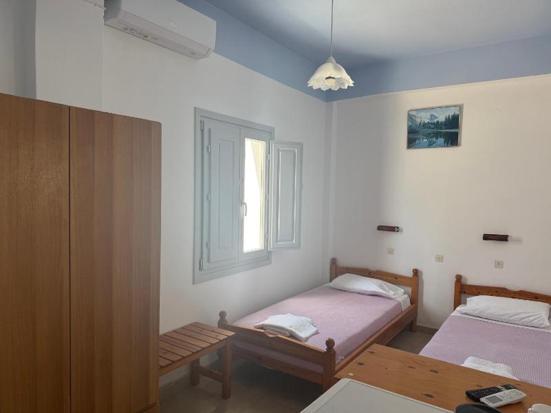 Budget Twin Room image 1