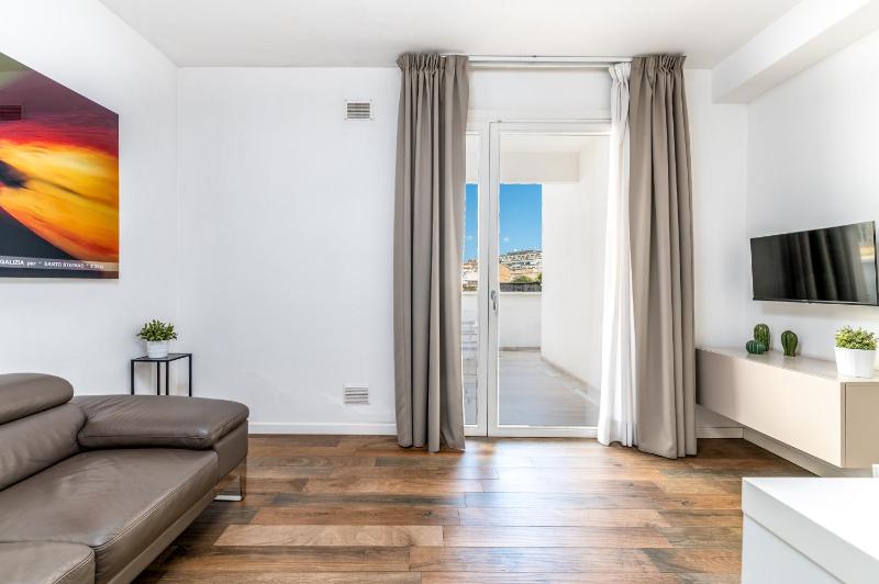 One-Bedroom Suite image 1