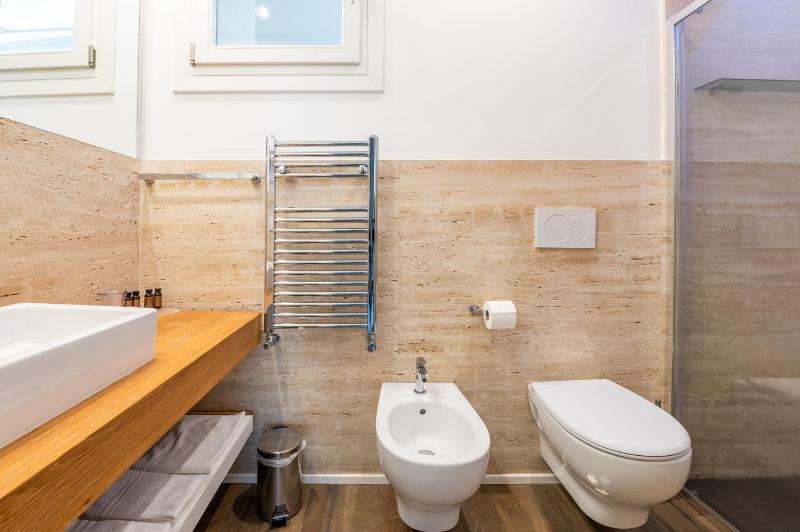 One-Bedroom Suite image 2