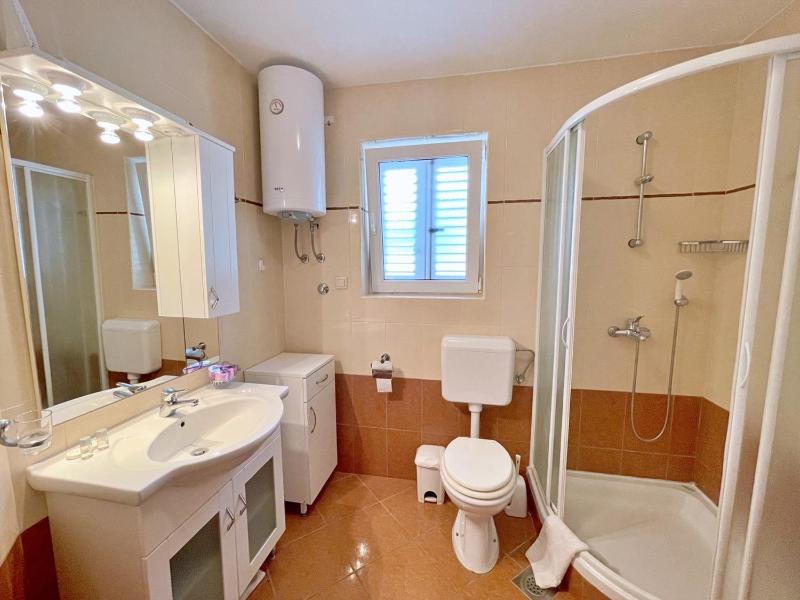 Villa Tiha Lili - image 16