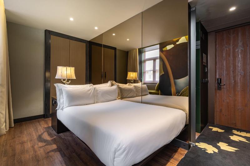 Superior Double Room image 4