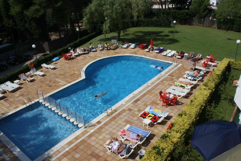 Aparthotel Las Mariposas - image 6
