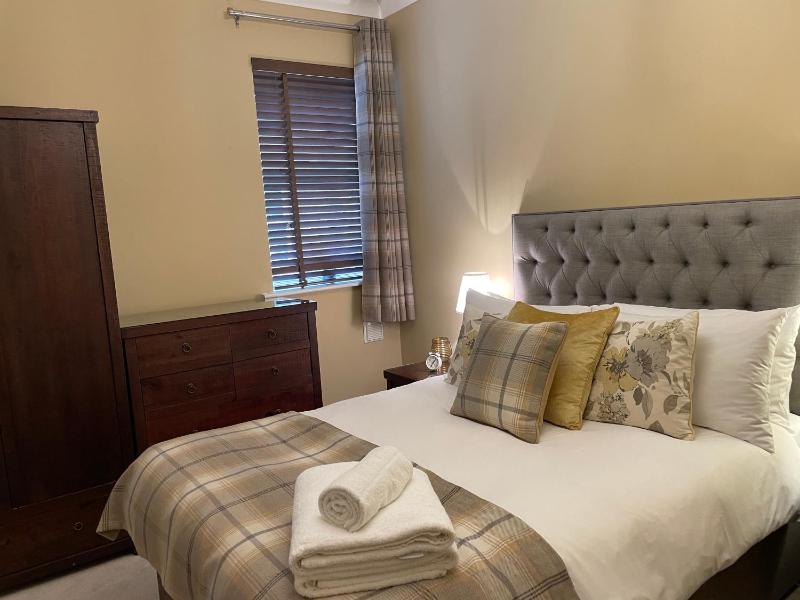 No 10 serviced apartment - Danes 2 Bedroom - image 11