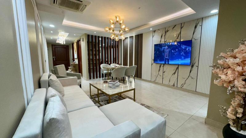 Your Dream Home Awaits in Gold Crest Mall - image 2