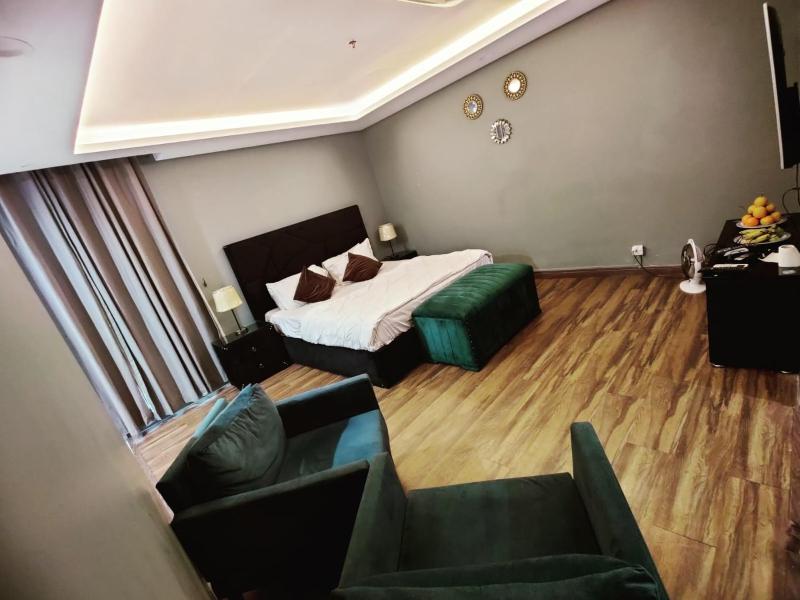 Your Dream Home Awaits in Gold Crest Mall - image 4
