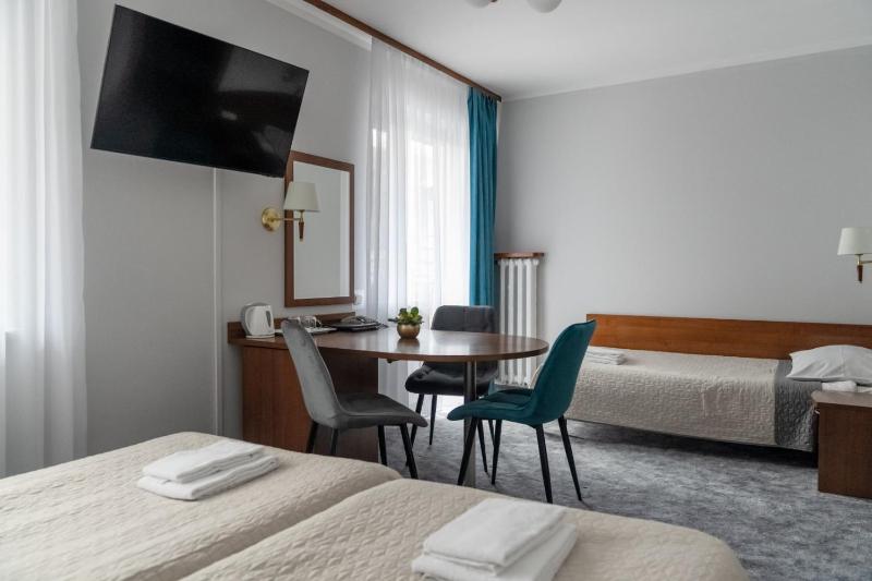 Triple Room image 3