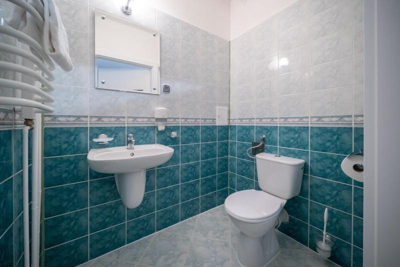 Apartment image 3