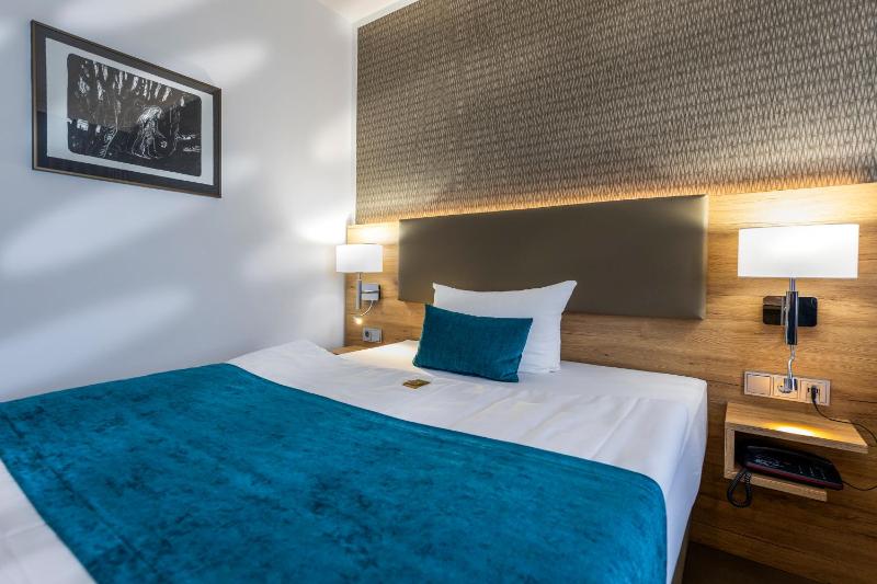 Single Room image 3