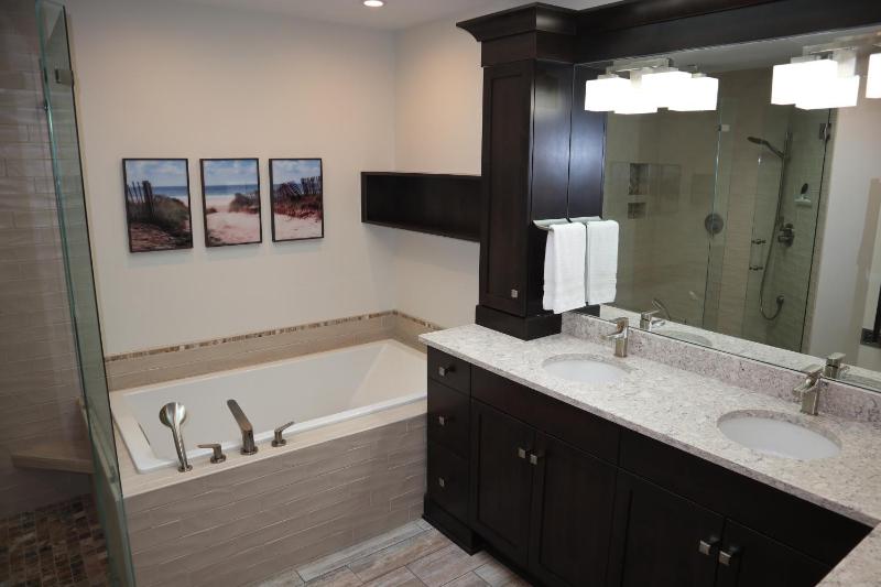 7637 Huntington Villas - image 18