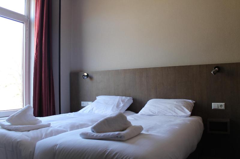 Aston City Hotel - image 13