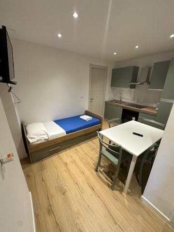 One-Bedroom Apartment (3 Adults) image 4