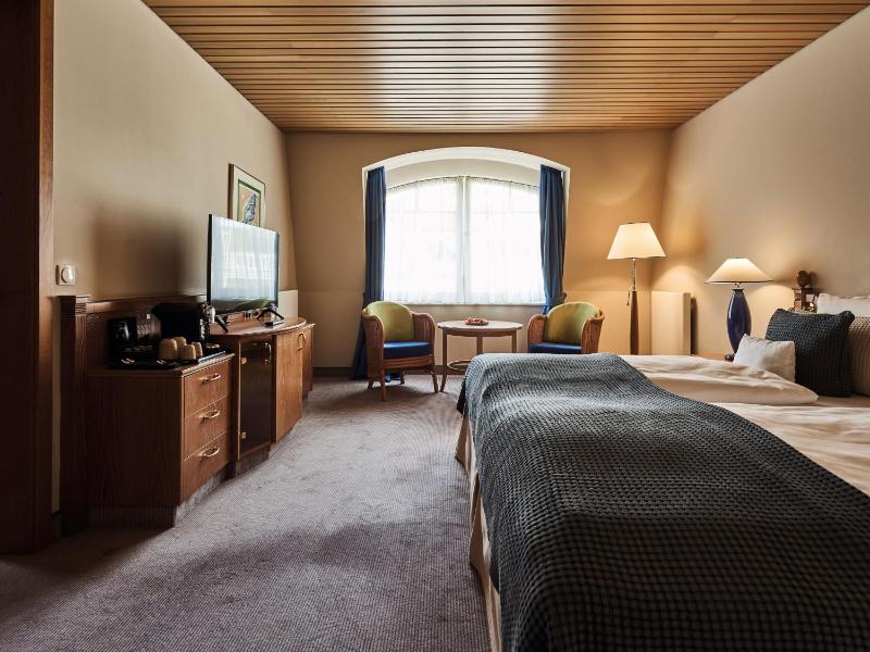 Junior Suite image 1