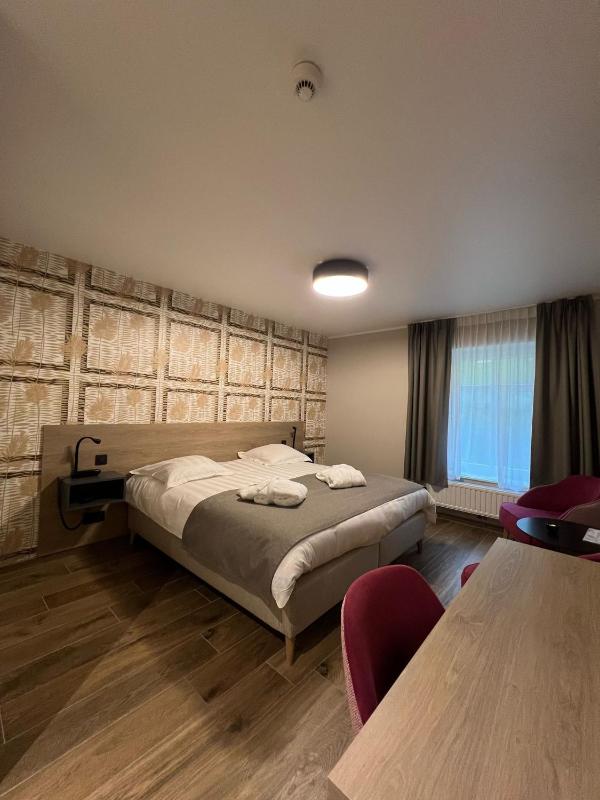 Superior Double Room image 2