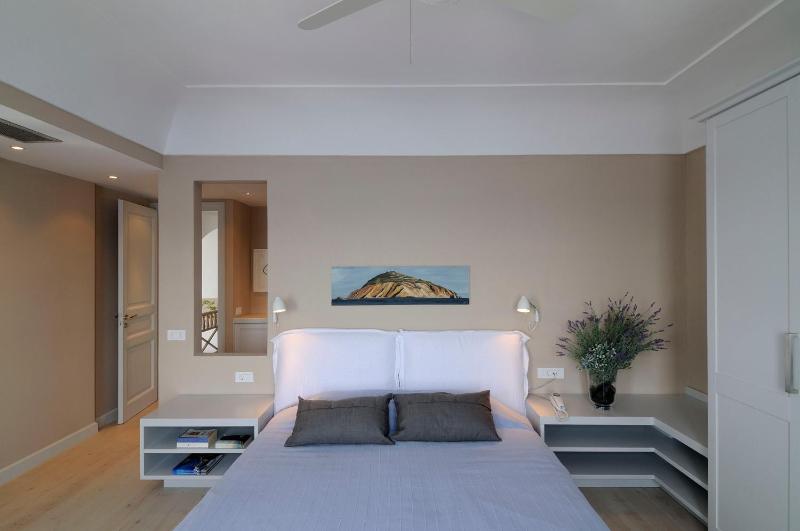 Beautiful Oia Villa - image 41