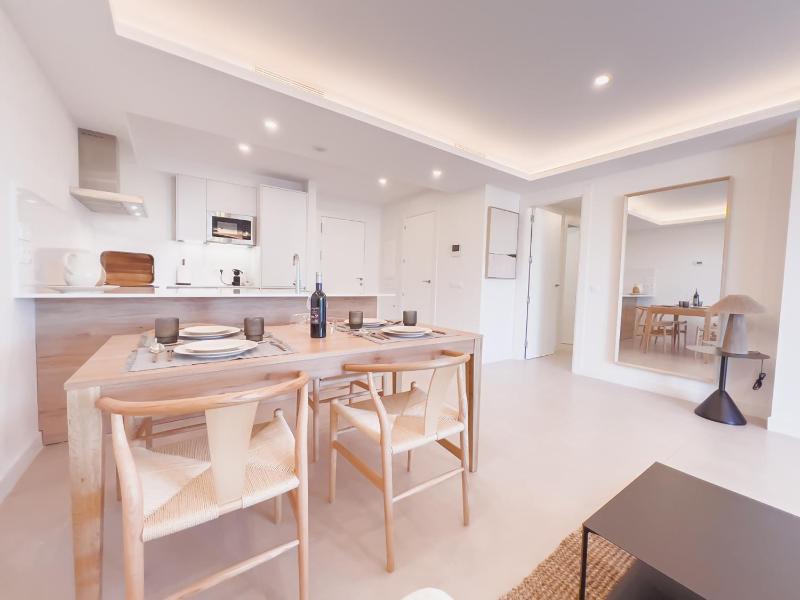 Apartment on the Golden Mile - image 3