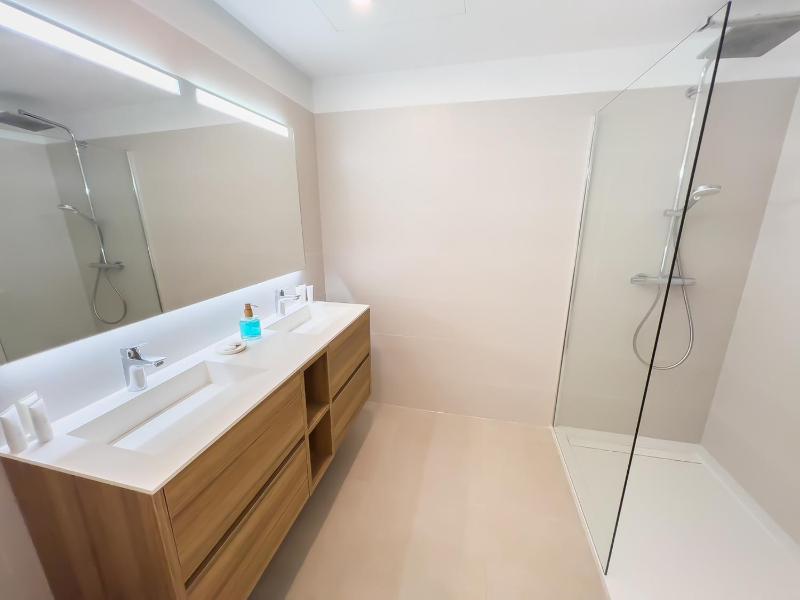 Apartment on the Golden Mile - image 23