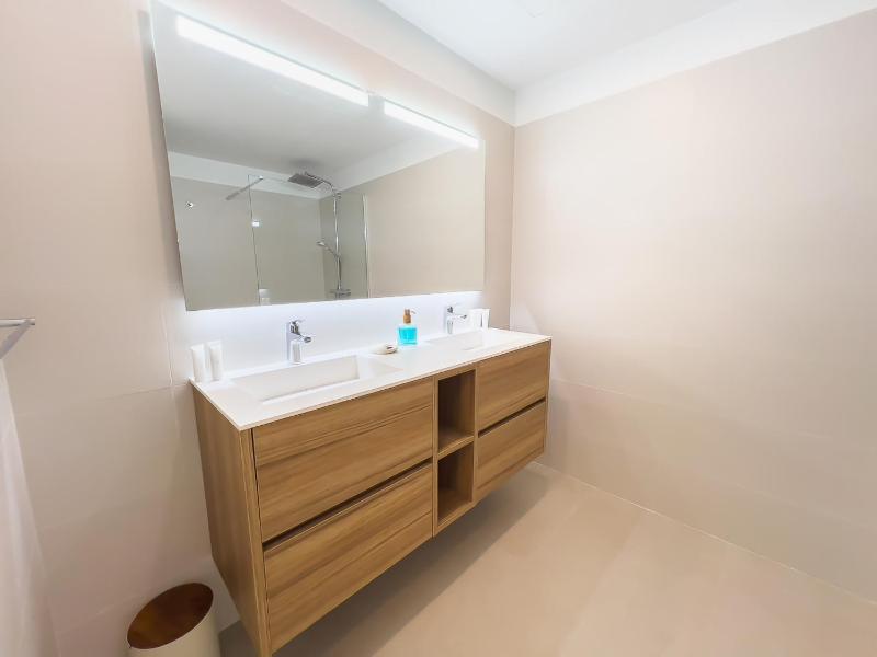 Apartment on the Golden Mile - image 18