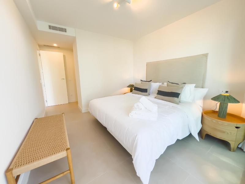 Apartment on the Golden Mile - image 8