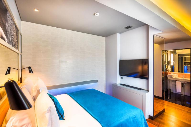 CR Superior Rooftop image 4